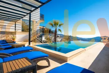 Villa In The Sky Kalkan Akbel - Luxury Villa Rental with 10 Person Capacity